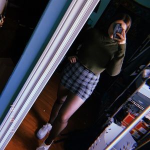 Meet your Posher, Hayley